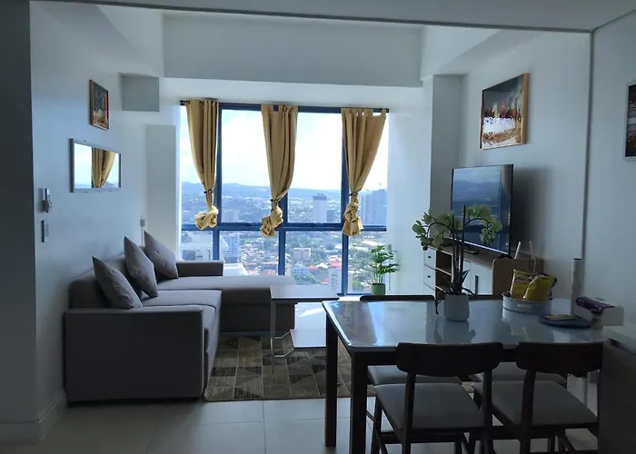 Luxury 2-br, 2 Baths At 38 Park Ave With Panoramic View セブ市