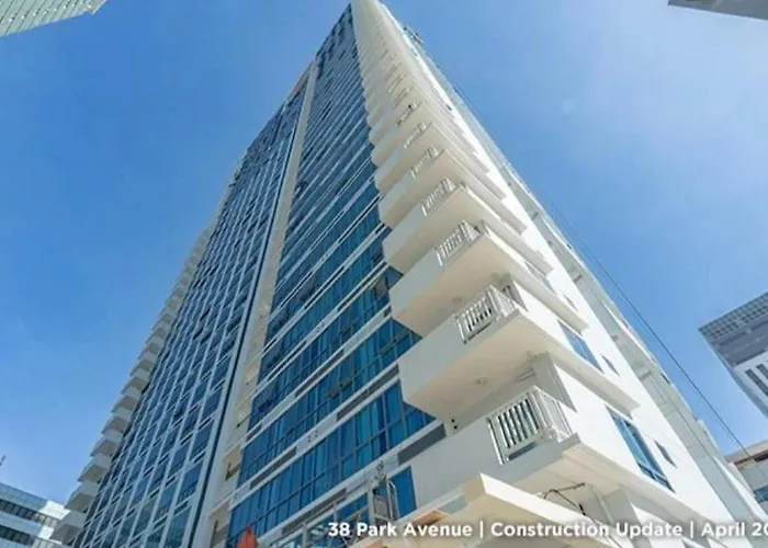Luxury 2-br, 2 Baths At 38 Park Ave With Panoramic View セブ市